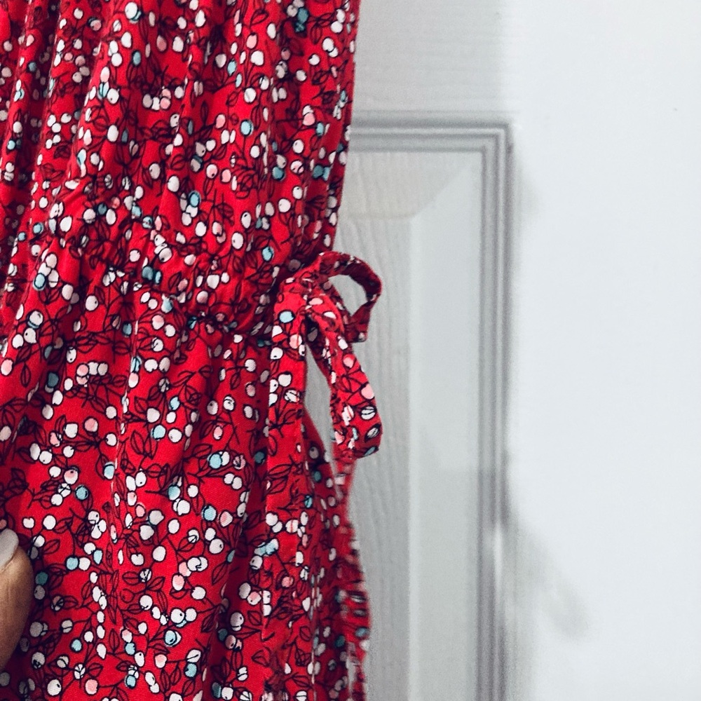 Red and White Patterned maxi dress - Picture 13 of 13